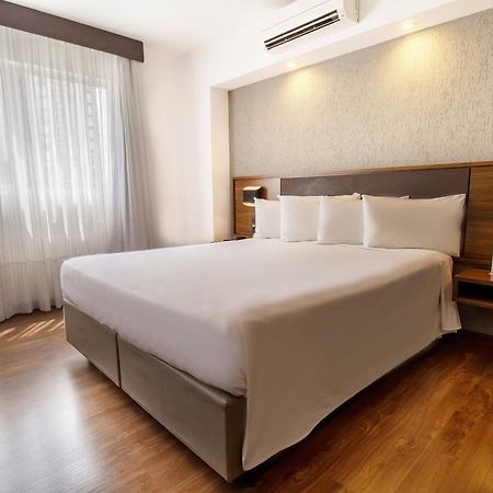 Hotel Deville Curitiba Ngoại thất bức ảnh