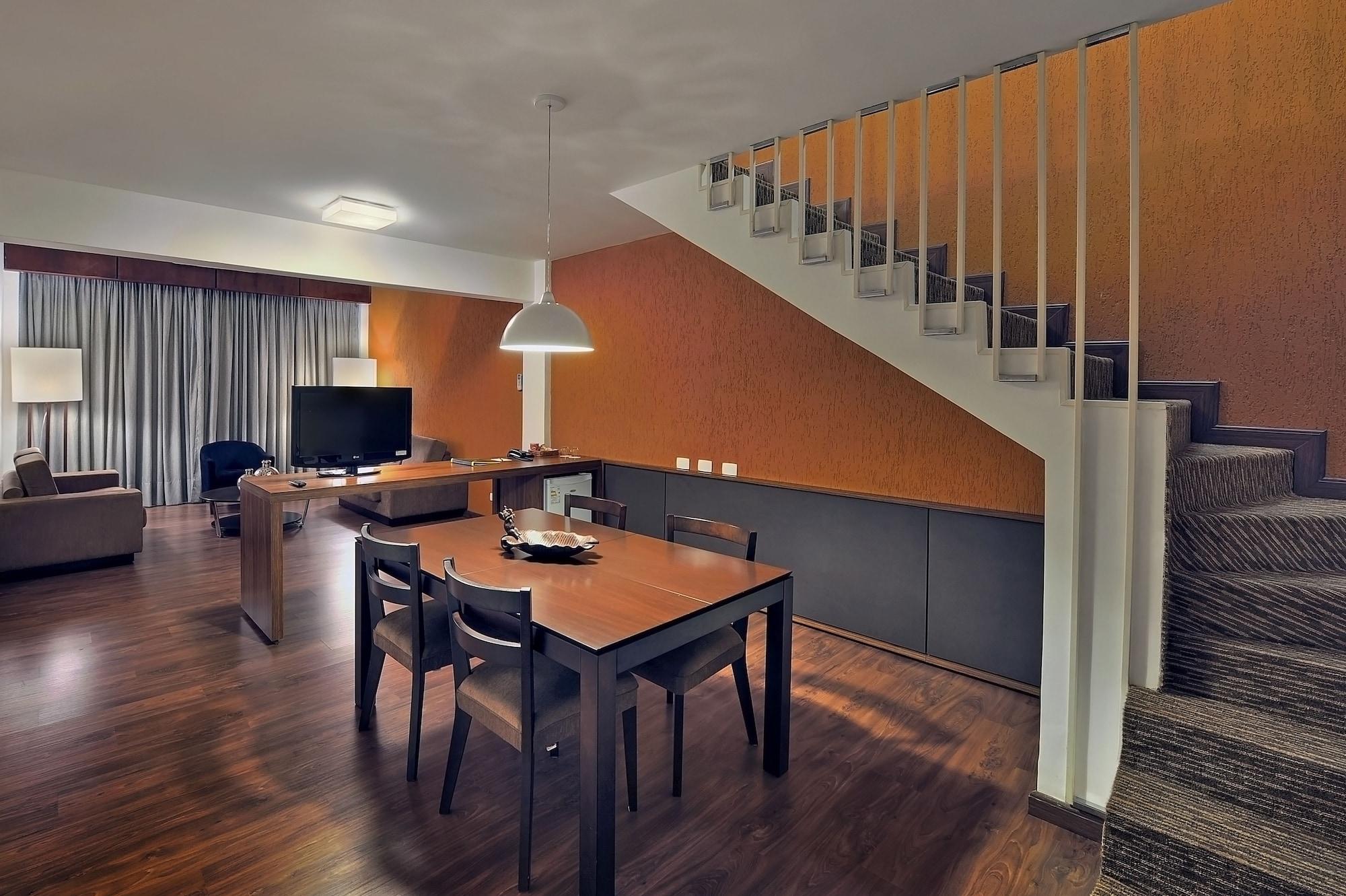 Hotel Deville Curitiba Ngoại thất bức ảnh