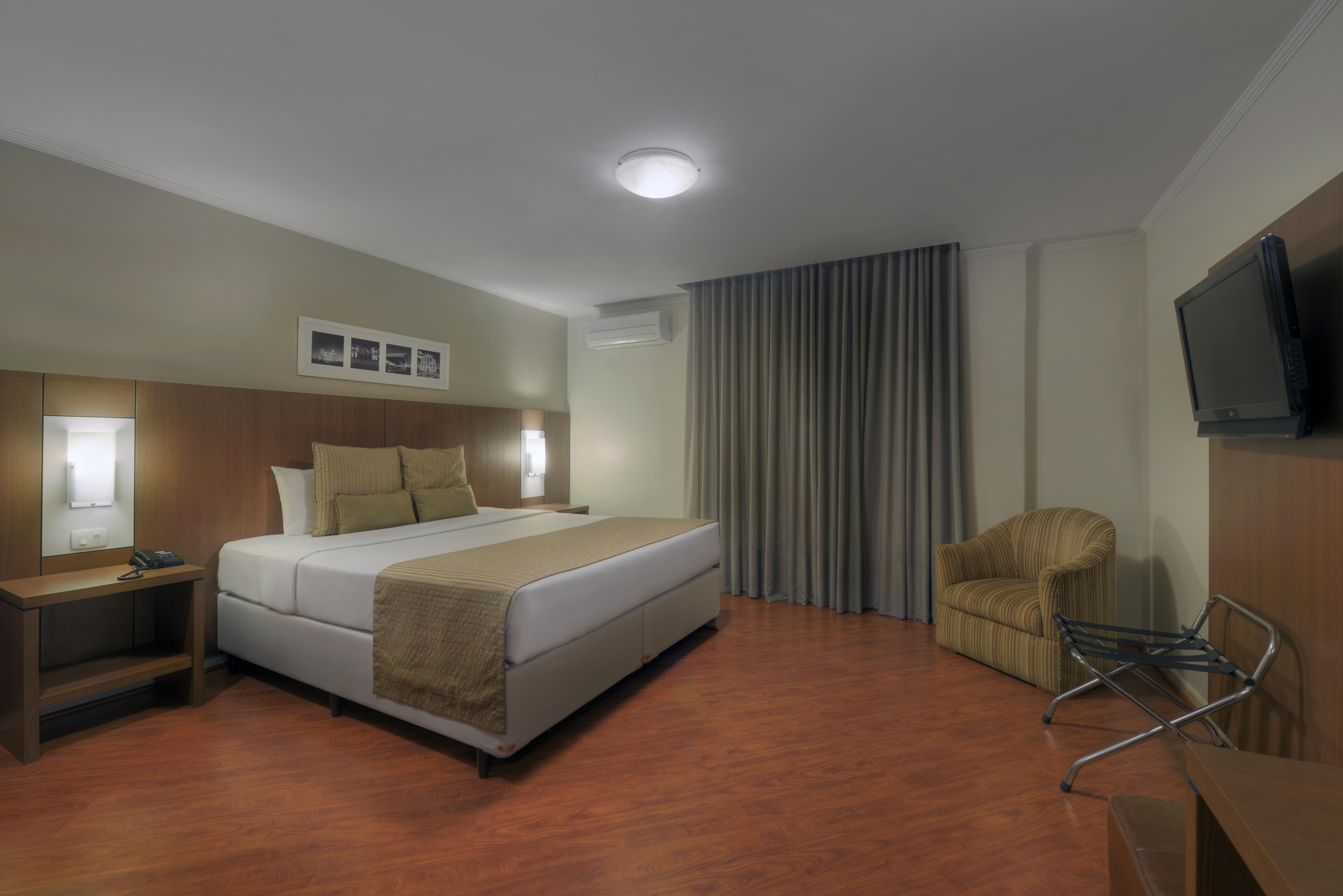 Hotel Deville Curitiba Ngoại thất bức ảnh
