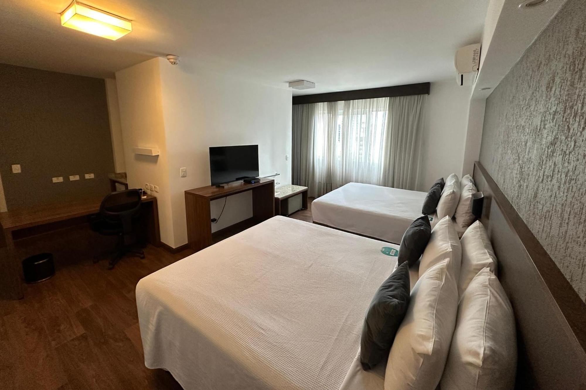 Hotel Deville Curitiba Ngoại thất bức ảnh