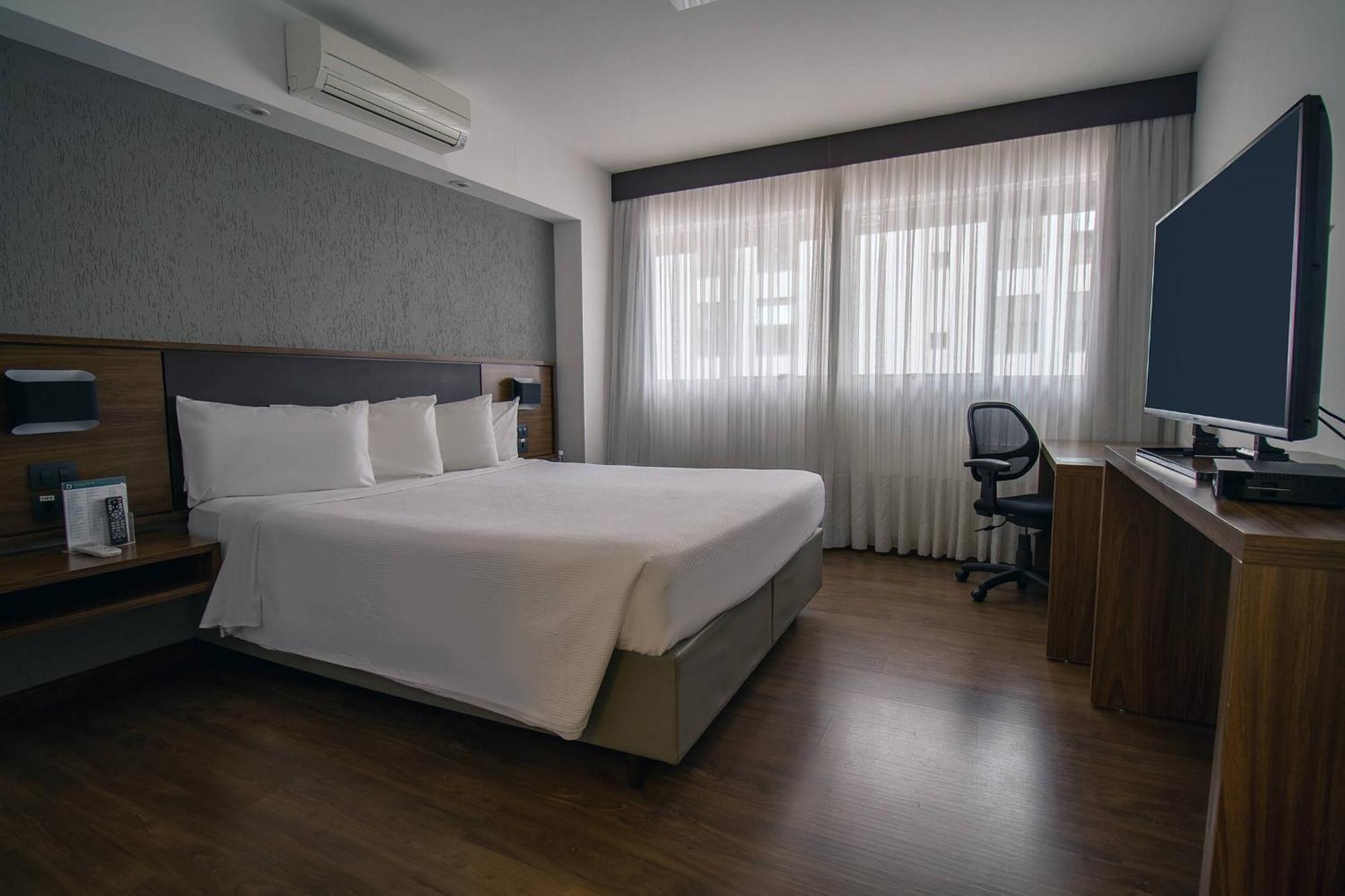 Hotel Deville Curitiba Ngoại thất bức ảnh