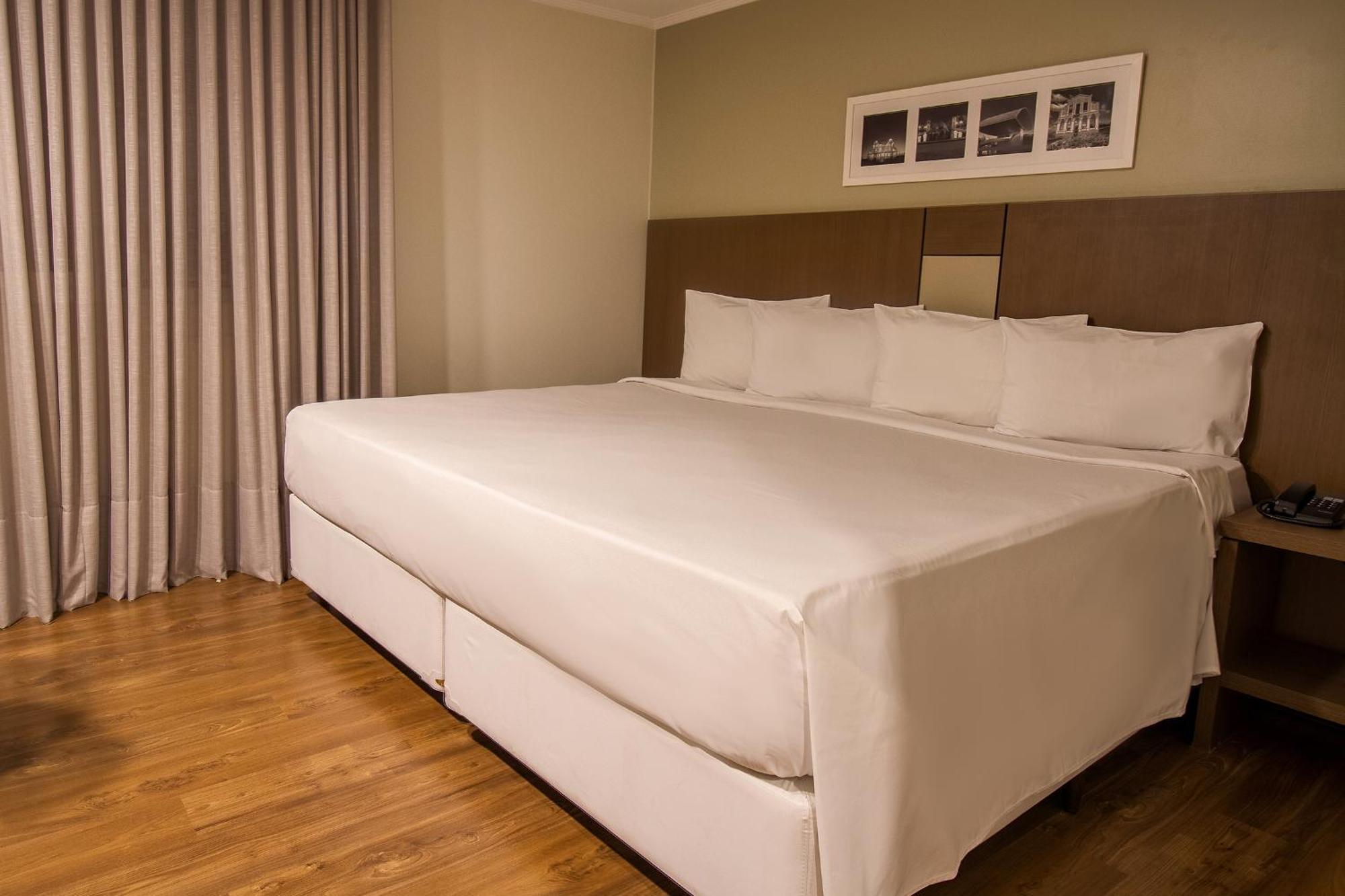 Hotel Deville Curitiba Ngoại thất bức ảnh