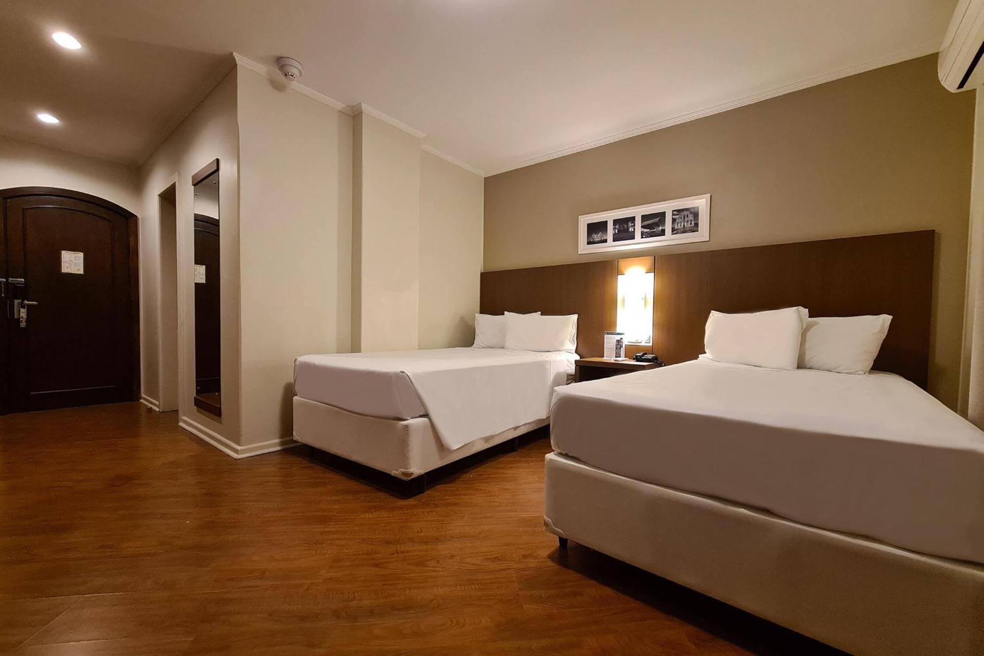 Hotel Deville Curitiba Ngoại thất bức ảnh