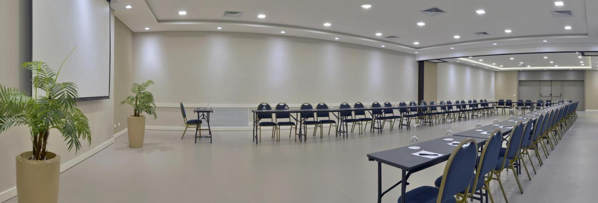 Hotel Deville Curitiba Ngoại thất bức ảnh