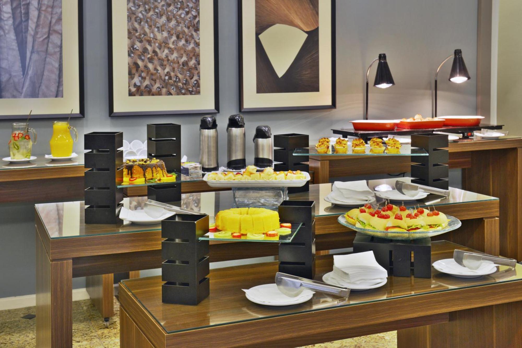 Hotel Deville Curitiba Ngoại thất bức ảnh