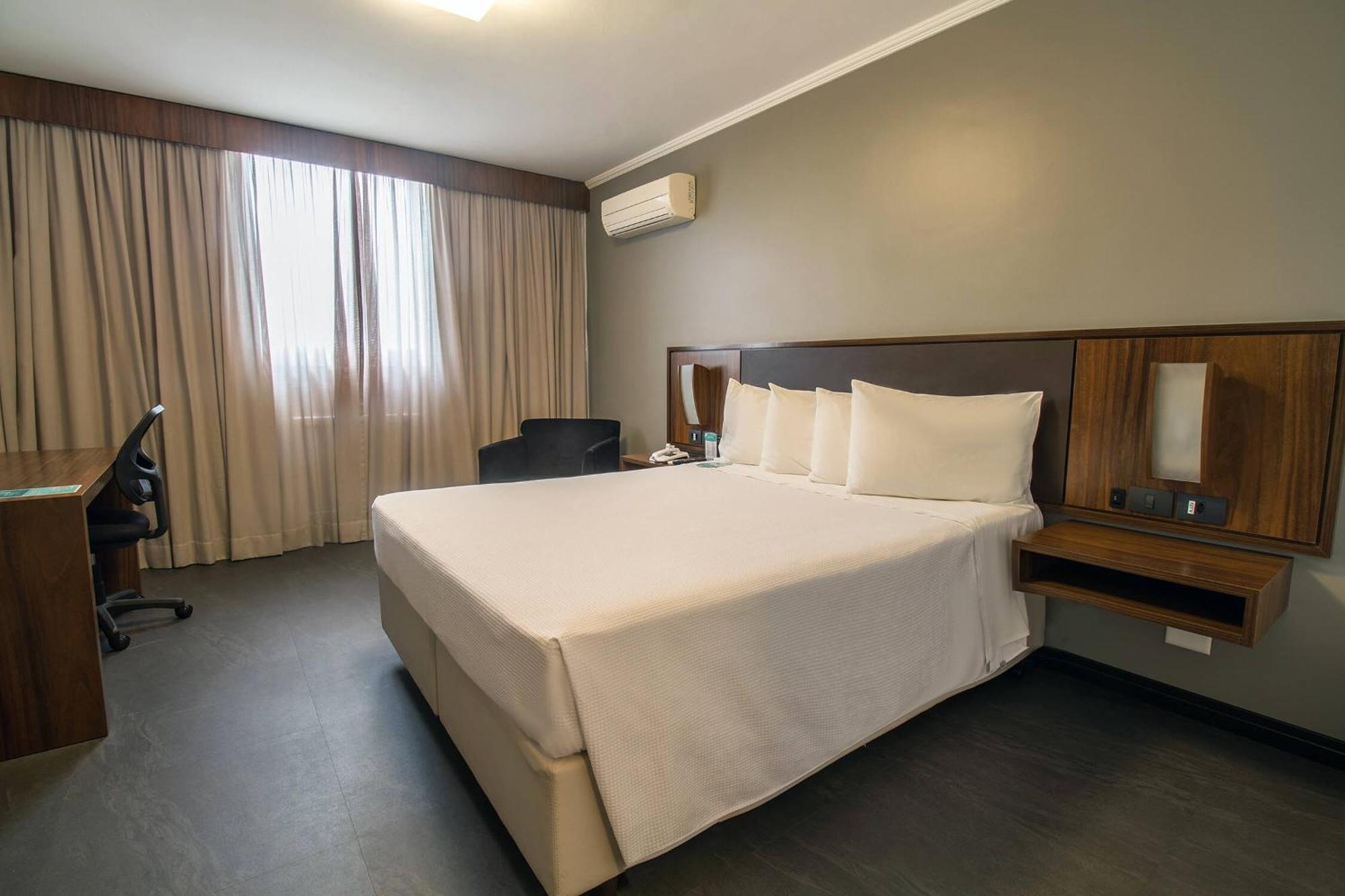 Hotel Deville Curitiba Ngoại thất bức ảnh