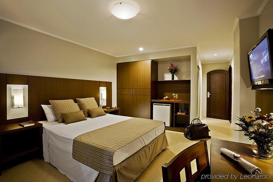Hotel Deville Curitiba Phòng bức ảnh